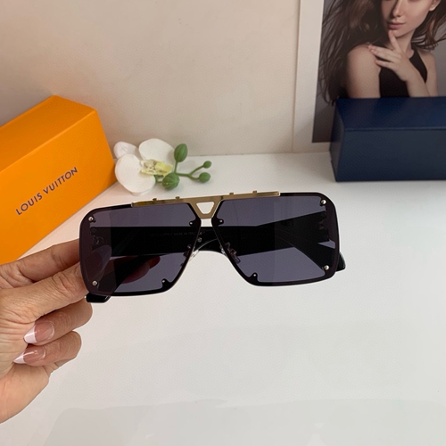 ルイヴィトンサングラス側面デザイン